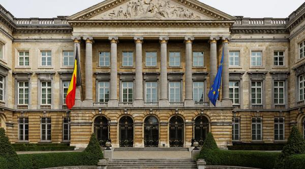 alerta cu bomba la parlamentul belgian