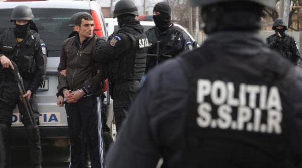 perchezitii la consiliul judetean si sediul pnl din botosani