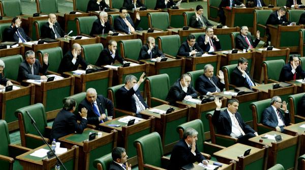 senatul a stabilit ca un contract de credit nu mai constituie titlu executoriu