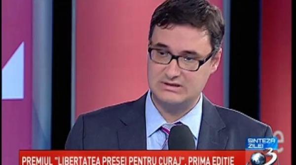 jurnalistul dan tanasa castigatorul premiului libertatea presei pentru curaj sunt coplesit de emotie