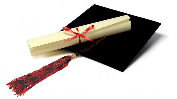 3000 de profesori nu mai au calitatea de a preda