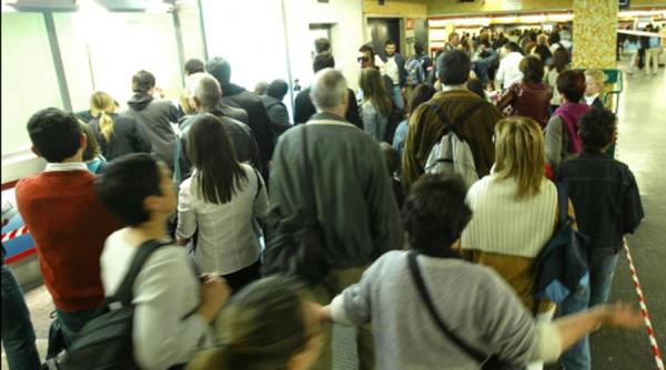 tavanul unui tunel din metroul roman s a prabusit