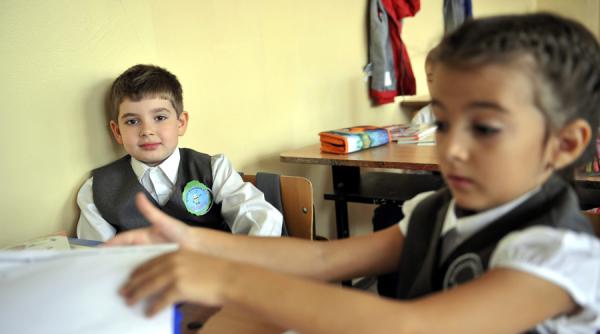 alerta elevii nu vor face cursuri luni pe 5 octombrie