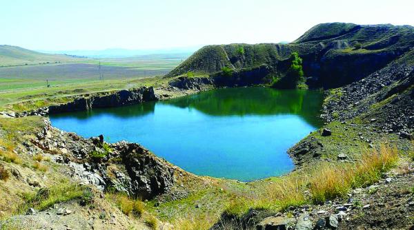 unic in romania iacobdeal comoara din muntii macinului