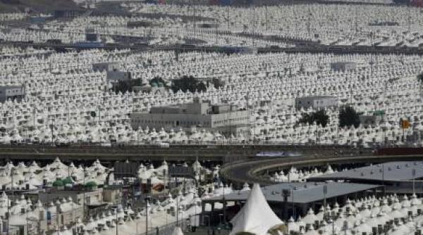 numarul iranienilor morti la mecca a crescut la 464