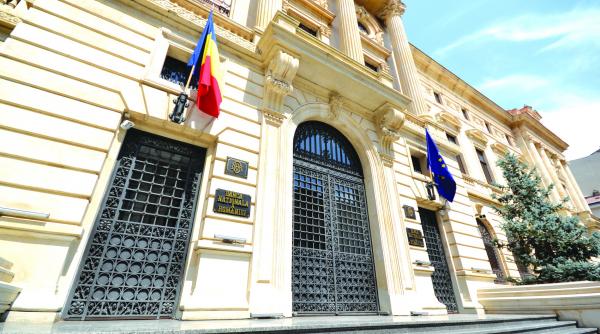 bnr a pus ochii pe jumatate din firmele private