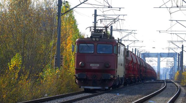 cine se afla in spatele afacerilor dubioase care au ingropat cfr marfa