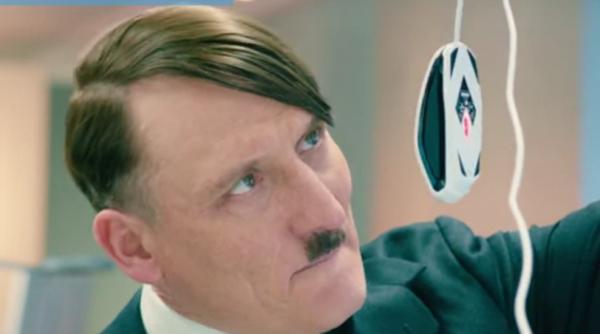 revenirea lui hitler o comedie germana al carei succes arata ca extrema dreapta trebuie luata in serios