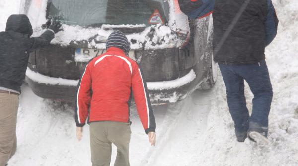 in judetul neamt se circula in conditii de iarna neamt 64 de localitati sunt fara energie electrica