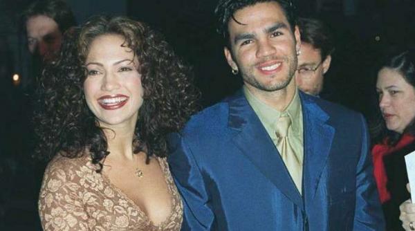 jennifer lopez santajata de ojani noa ca va publica filmarile cu continut sexual din luna lor de miere