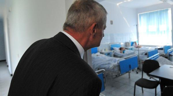 sorin oprescu urmeaza sa fie investigat miercuri cu pet scan intr o clinica particulara