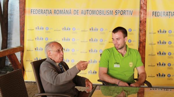 veteranul si lupul tanar