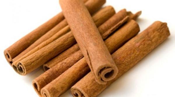 8 beneficii surprinzatoare ale scortisoarei te salveaza de atac de cord si lupta cu kilogramele si batranetea