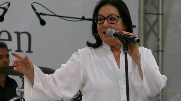 concertul nana mouskouri la bucuresti a fost amanat