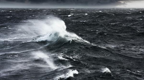 tragedie in marea neagra au murit cel putin 12 persoane dupa scufundarea unui vas