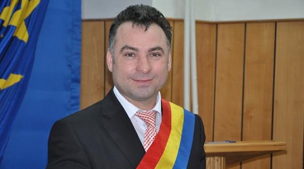 scandal in navodari primarul a taiat cablul tv ca sa nu se vada antena 3 si ancheta de la ancheta de la in premiera