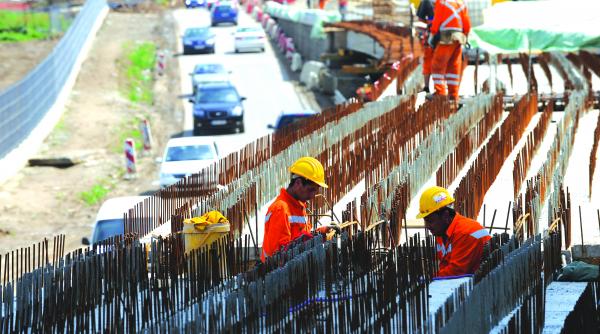 noua lege a achizitiilor mai mult incurca decat descurca