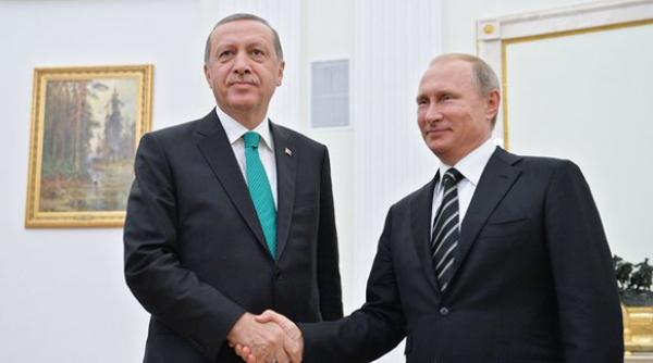 putin a discutat la telefon cu erdogan dupa ce s a intalnit cu assad