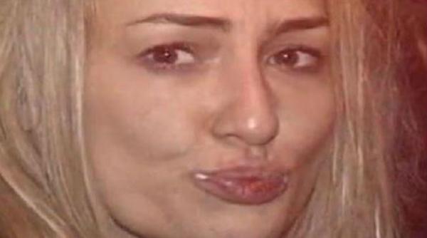 o soferita beata a lovit un taxi dar dialogul cu politistii e spumos razi cu lacrimi video