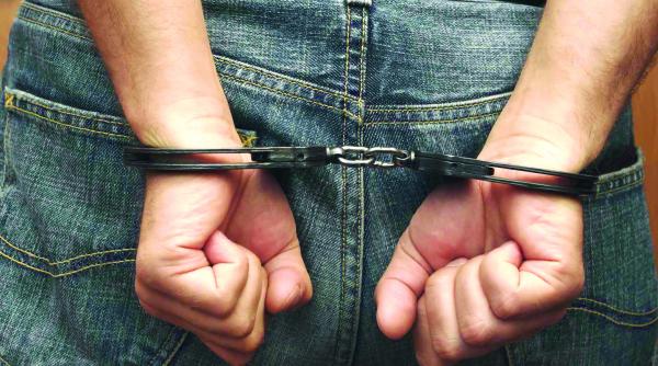 criminalii fara casa liberi pe strazi