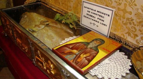 minunile sfantului dimitrie basarabov incredibila istorie a furtului moastelor ocrotitorului bucurestilor