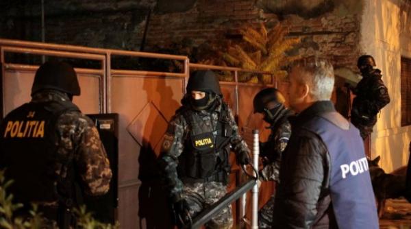 minore exploatate sexual fara mila pentru ca lidera gruparii sa si cumpere zilnic droguri