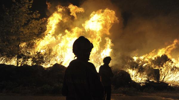 incendiu in clubul colectiv ziarist probabil asa arata infernul plus sunet asurzitor de sirene