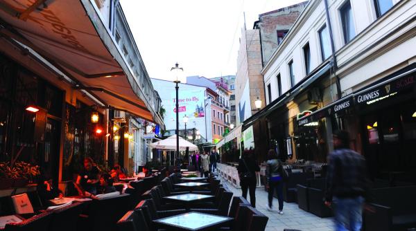 centrul vechi al capitalei doliu si teama