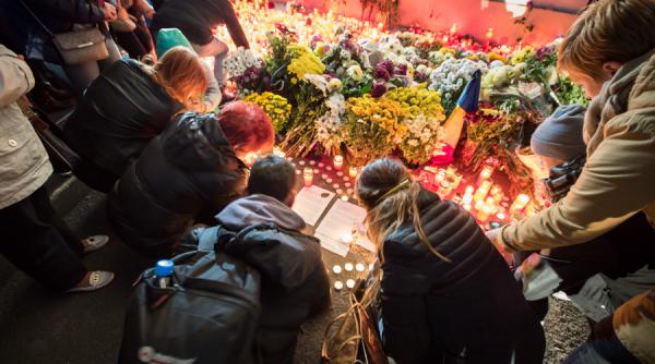 canada manifestatie de solidaritate la montreal pentru victimele incendiului din clubul colectiv