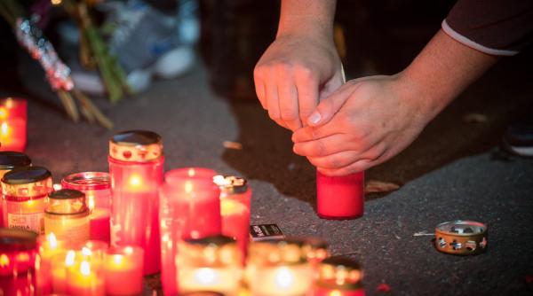 incendiu in clubul colectiv o fata de 28 de ani a murit la spitalul sf pantelimon bilantul a urcat la 32 de morti