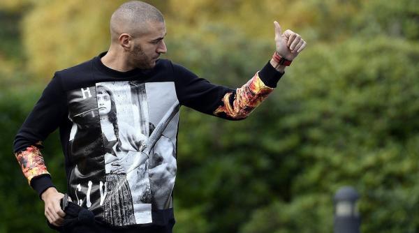 karim benzema si a petrecut noaptea in arest