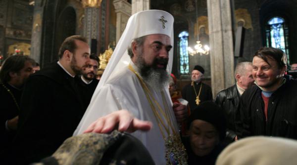 patriarhul daniel isi cere iertare printr un comunicat de presa trimis de patriarhie
