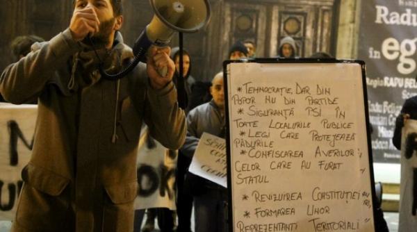 liderul protestatarilor din timisoara delir pe facebook am venit sa va educam stim ca aveti nevoie noi nu negociem normalitatea noi va spunem ce sa faceti si venim cu solutii politice