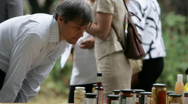 dacian ciolos cine este premierul desemnat