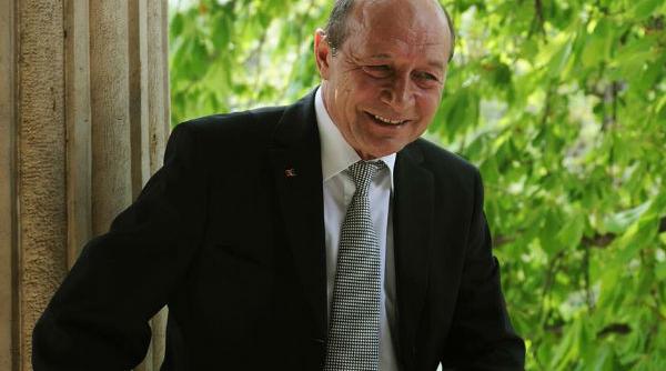 desemnarea lui dacian ciolos ca premier reactia lui traian basescu