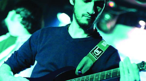 tragedia de la clubul colectiv a murit si autorul videoclipului the day we die