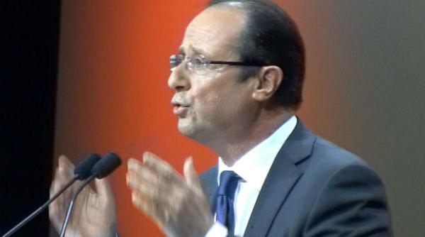 atentate la paris presedintele francois hollande a decretat trei zile de doliu national