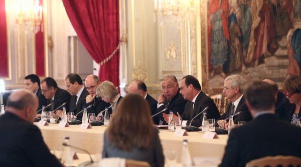 francezii care se intorc din siria vor fi plasati in arest la domiciliu