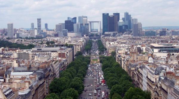 suspectii din saint denis intentionau sa atace cartierul financiar la defense