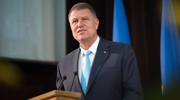 klaus iohannis a promulgat legea votului prin corespondenta