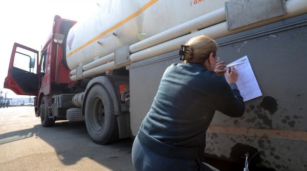 perchezitii la persoane banuite ca ar fi prejudiciat statul prin intermediul unor firme de transport