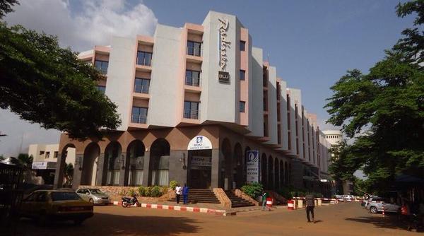 video criza ostaticilor din hotelul radisson din bamako mali s a terminat 20 persoane au murit