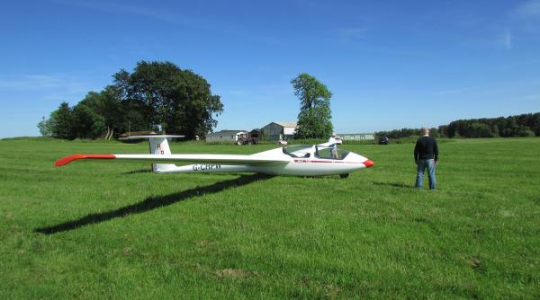planorul disparut la inceputul lunii august a fost gasit