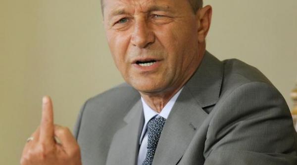 basescu romania nu trebuie sa abandoneze obiectivul aderarii la zona euro in 2019