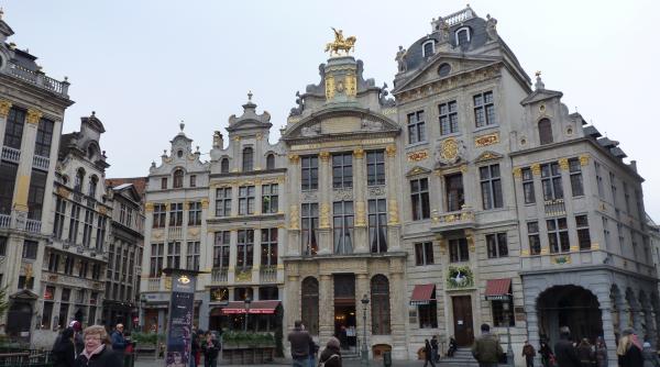 capitala belgiei in a doua zi de alerta terorista