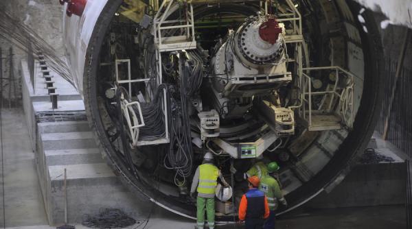 vesti proaste pentru locuitorii din cartierul bucurestii noi si straulesti noua amanare a deschiderii tronsonului de metrou parc bazilescu straulesti