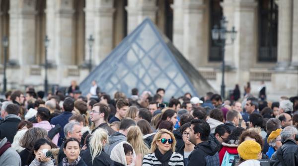 ponturi de calatorii paris la reducere dar cu grad de risc