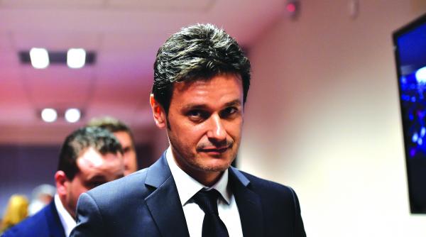 primarul capitalei traieste pe banii nevestei