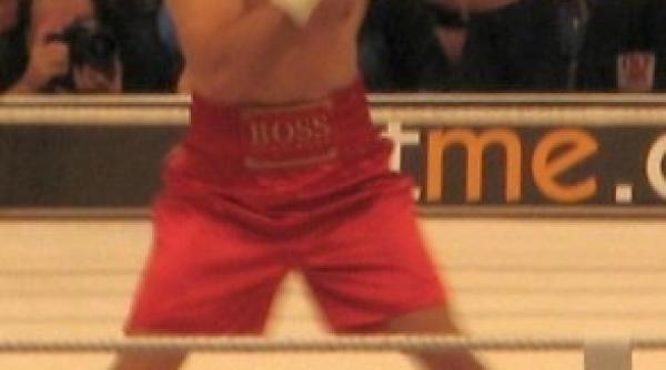 soc in lumea boxului vladimir klitschko a fost invins a pierdut cele 4 centuri