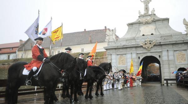 parada militara impresionanta la alba iulia cu ocazia zilei nationale a romaniei